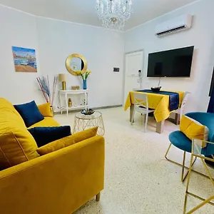 Apartament Centro Storico Apartment, Great Central Location! All New Furniture And Appliances!, Trapani